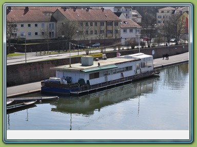 Mainufer - Floßhafen