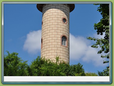 Aussichtsturm im Schönbusch