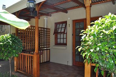 88 Baron van Reede Guesthouse - Oudtshoorn