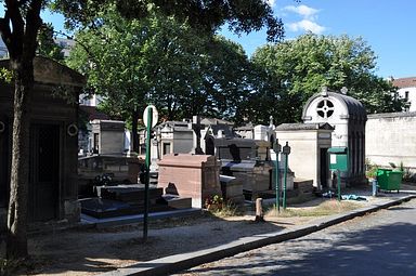 Paris - Cimetiere du Pere-Lachaise