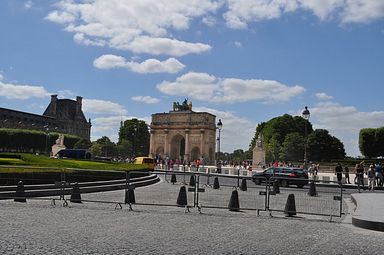 Paris - Carrousel Arc de Triomphe