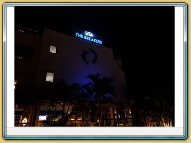 The Breakers Diving & Surfing Lodge