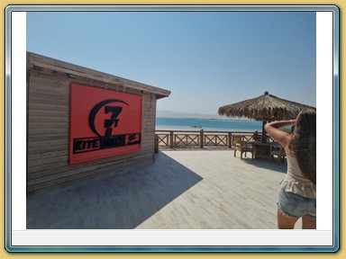 "Behind the Scenes" Tour mit Stefan.
- Kite House -