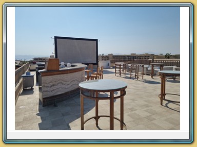 The Breakers Diving & Surfing Lodge