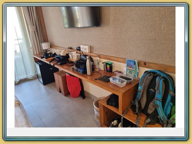 The Breakers Diving & Surfing Lodge